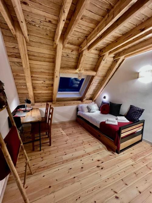 Muntanyo Luxury Lodge Con Sauna, Parking Y Guardaesquis En Ruda Tredos Luaran gambar